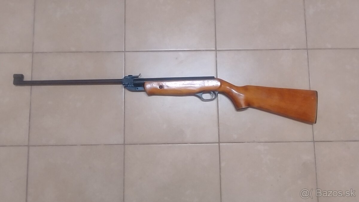 Ruská vzduchovka IŽ 38
