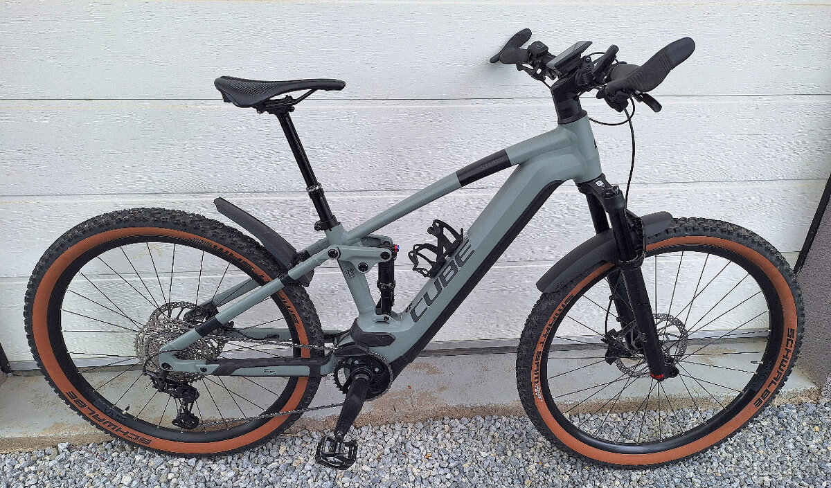 Elektrobicykel CUBE STEREO HYBRID 120 HPC 750 SLX