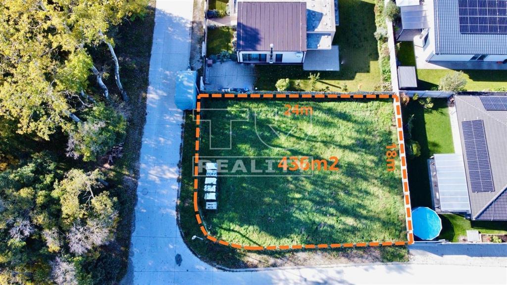 ZAČNITE STAVAŤ EŠTE TENTO ROK POZEMOK V HRUBEJ BORŠI –...