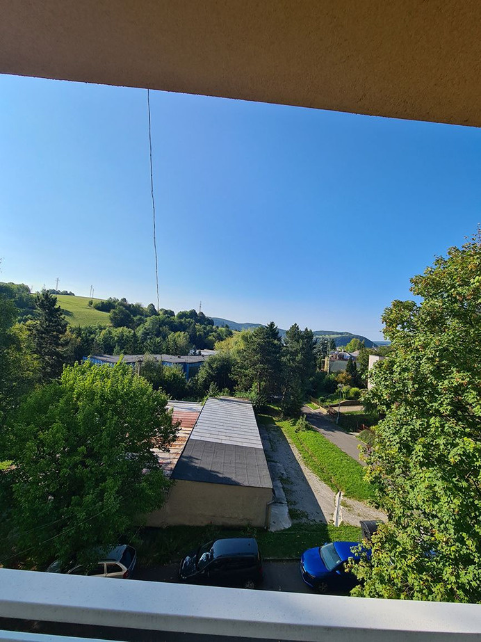 4-izbový (4x lodžia + 1x balkón) na Ružovej ul.