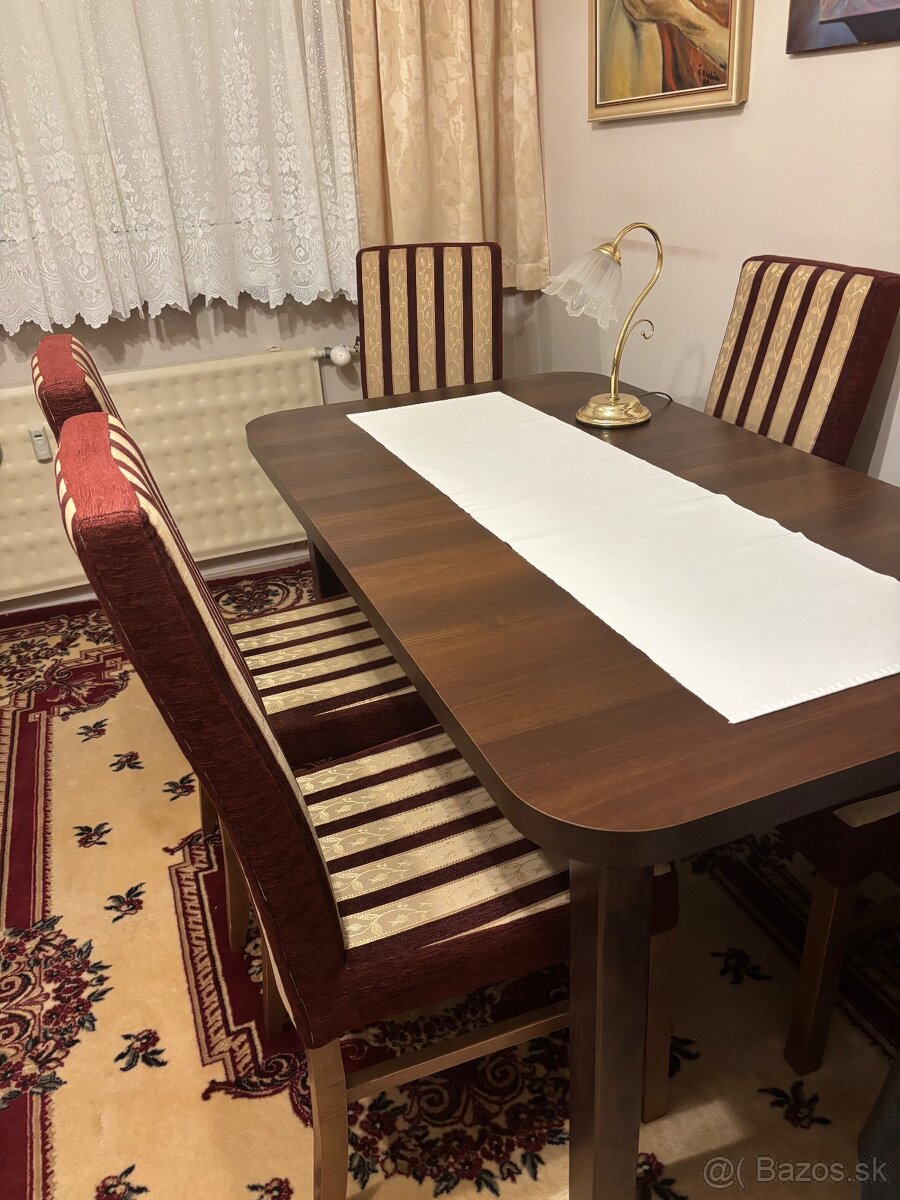 Štýlová jedalenska suprava  top stav