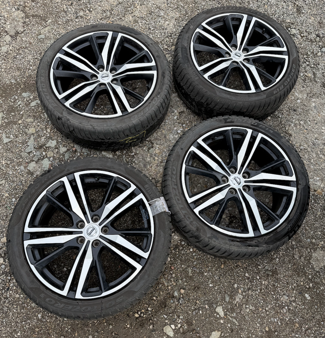 Originál Volvo R19 BEZ PNEU