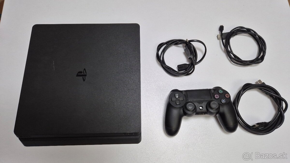 Playstation 4 slim 1TB + 1 ovládač