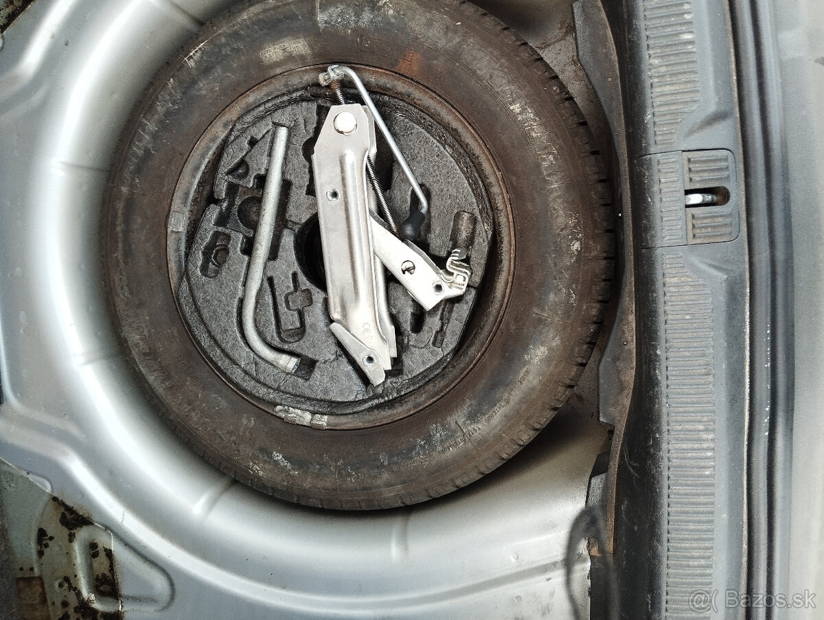 rezerva, kluč, zdvihak, škoda fabia, octavia 2