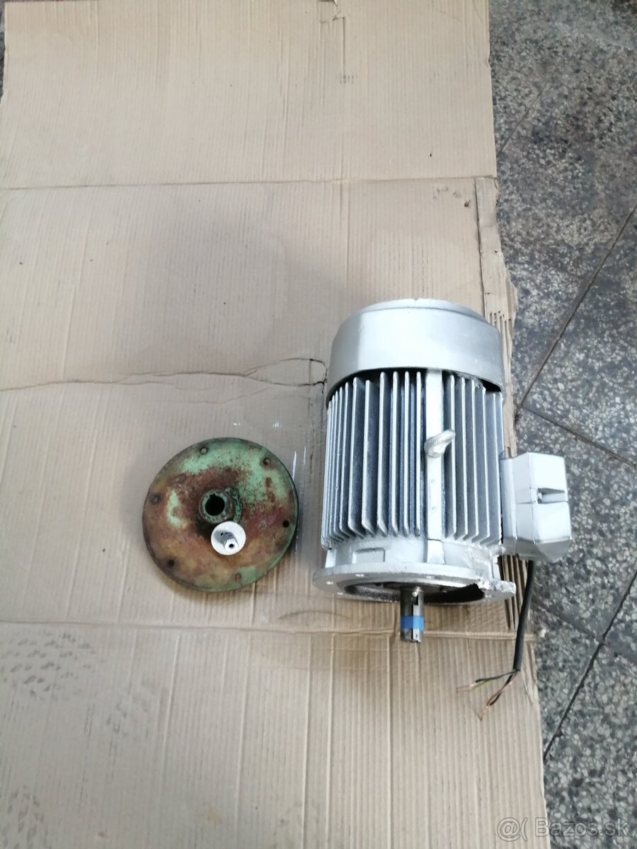 Elektromotor MEZ Mohelnice 3kW, 940 ot /min, 400V