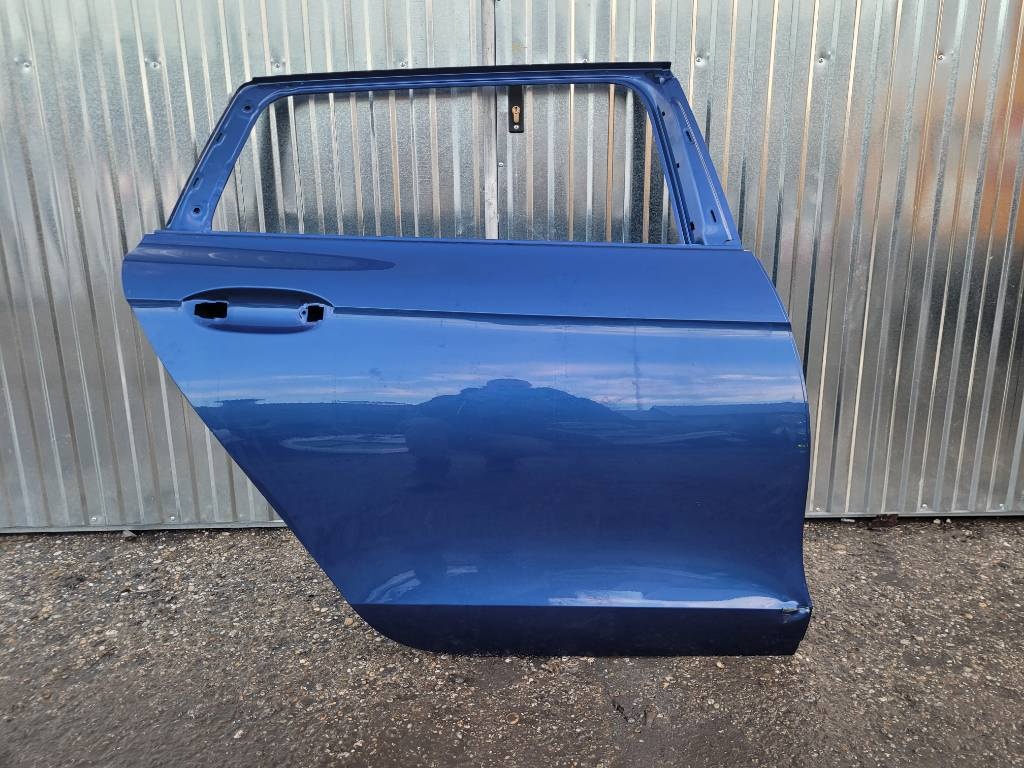 VW PASSAT B9 COMBI PRAVE DVERE