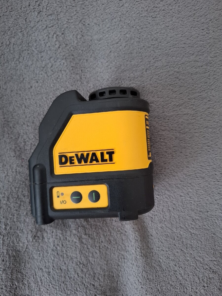 Krížový laser DeWalt DW088CG (zelený lúč)