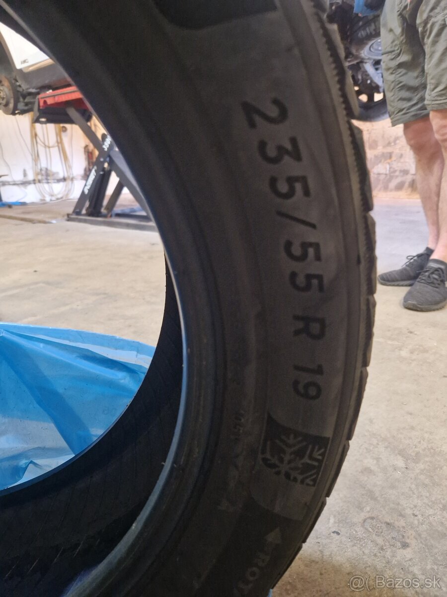 Zimné pneu MICHELIN 235/55 R19