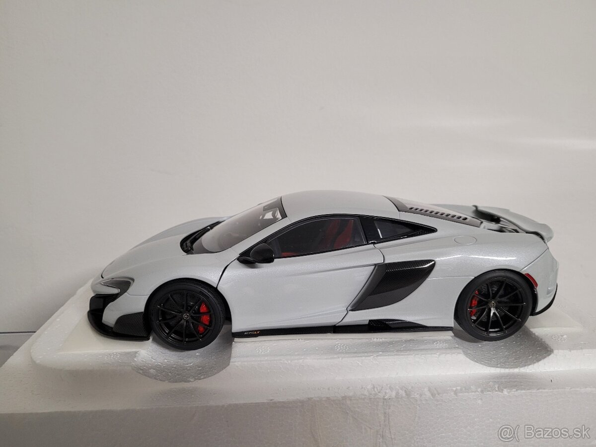 Model 1:18 McLaren 675 LT Autoart