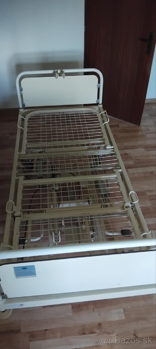 Polohovateľná posteľ