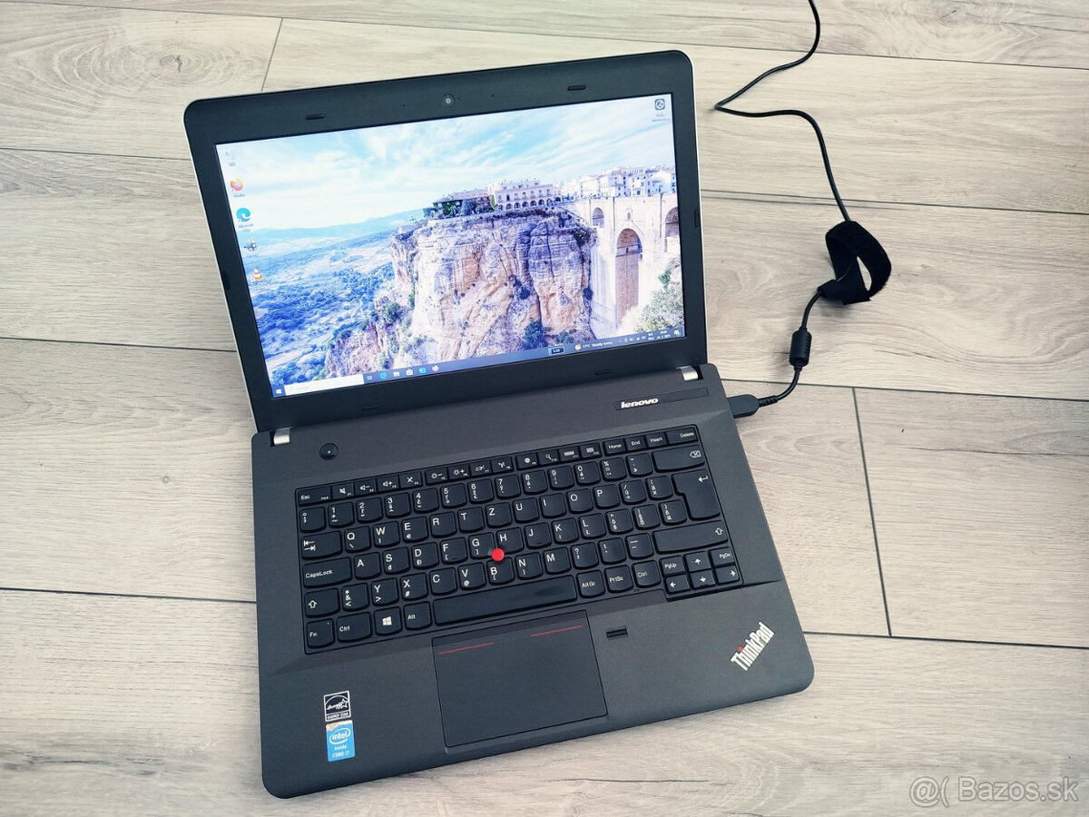 notebook Lenovo E440 Core i7, 16GB, nVidia GT740, 240GB SSD