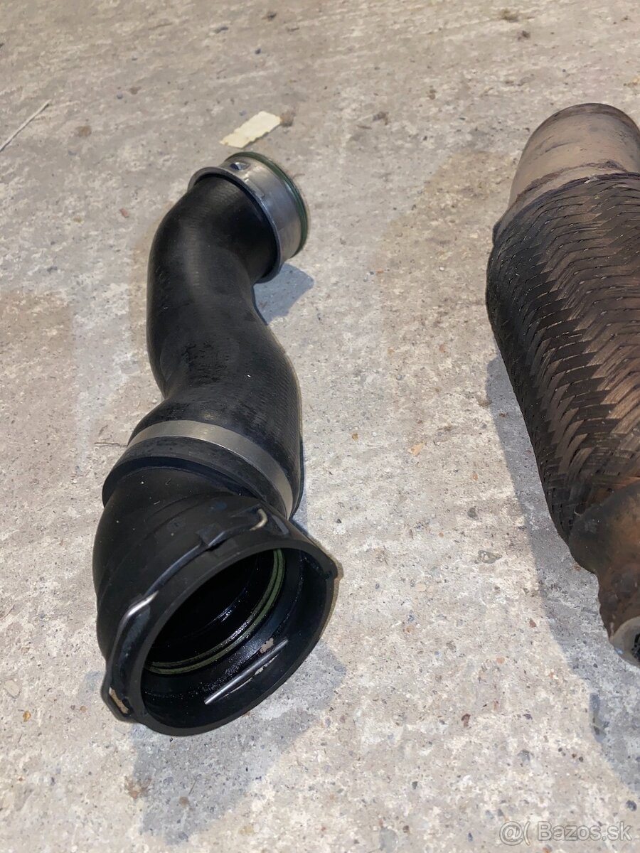 Hadica plnaiceho vzduchu BMW E60 E61 535d 200kw M57