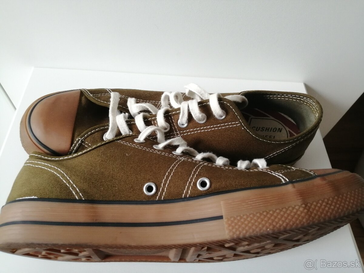 CONVERSE olivovozelené