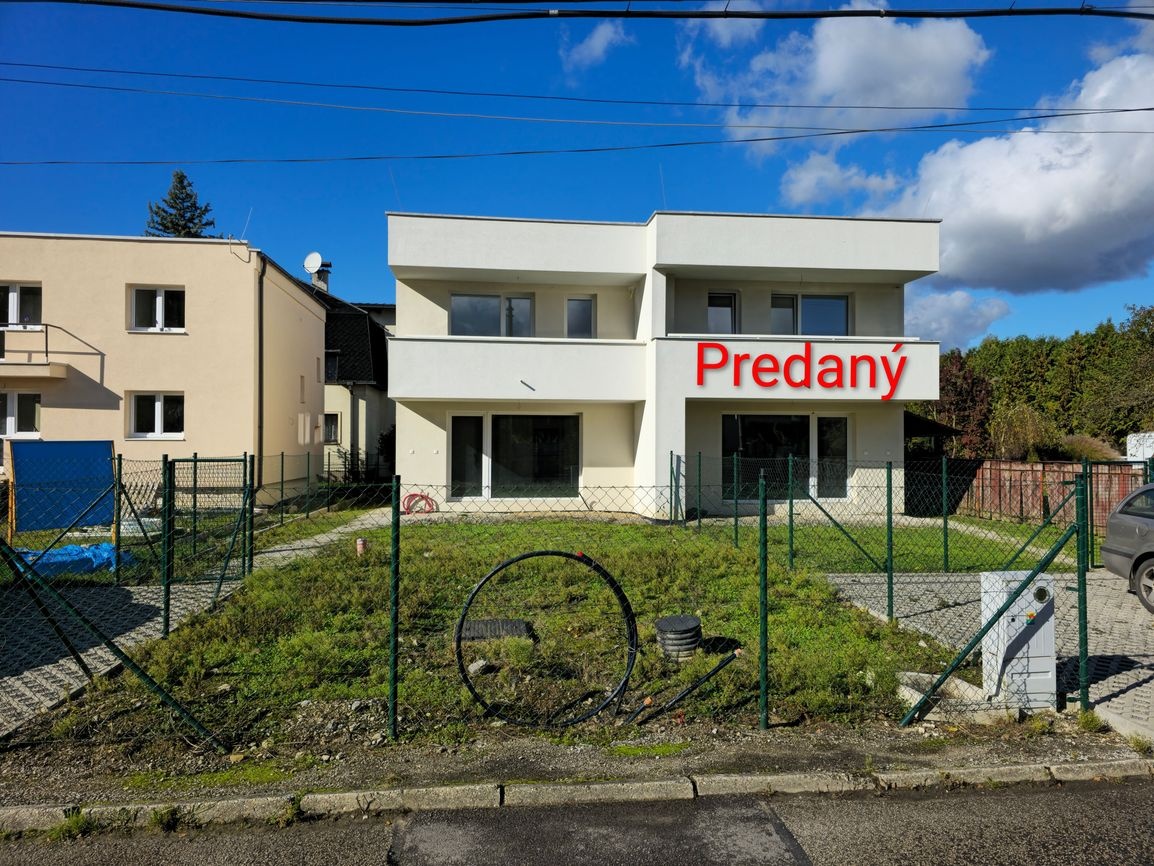 Predaj 4 izb.dvojpodlažného domu v mestskej časti Strážov