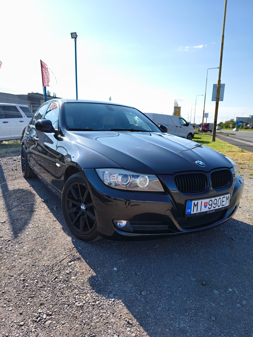 BMW Rad 3 320d xDrive A/T