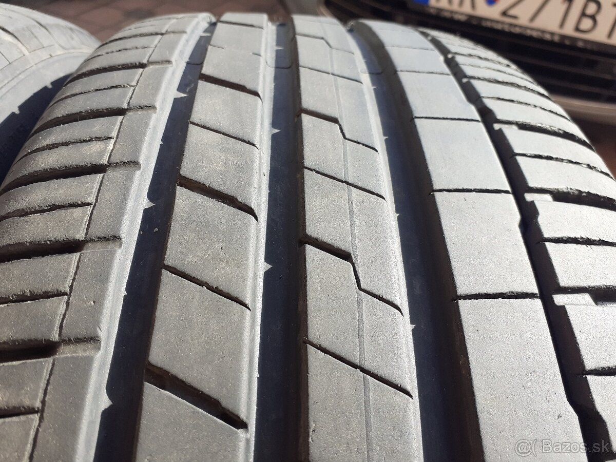 letne 235/55 r19 105W
