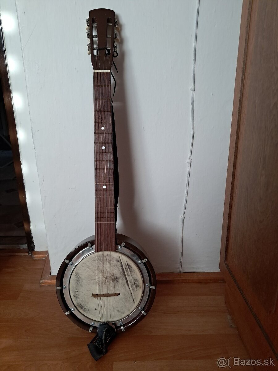 6 strunové banjo