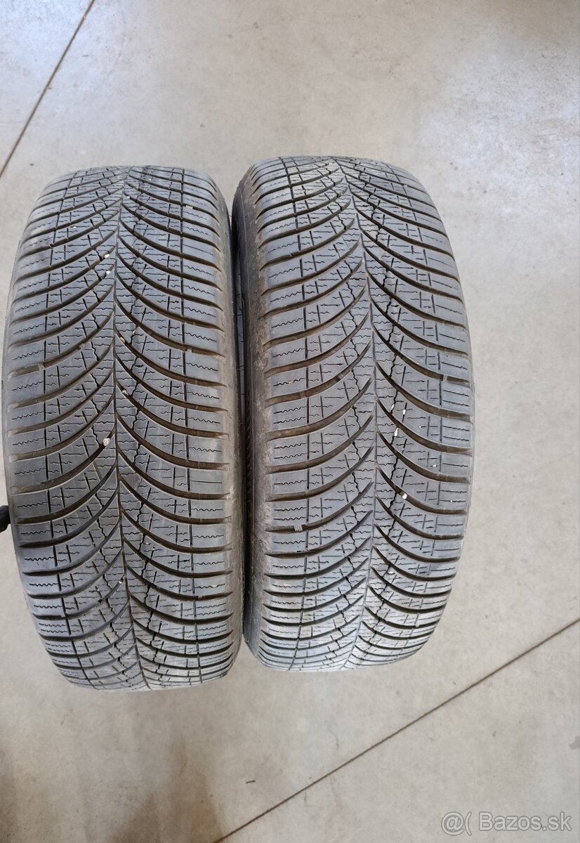 Celoročné pneumatiky 215/65 R16