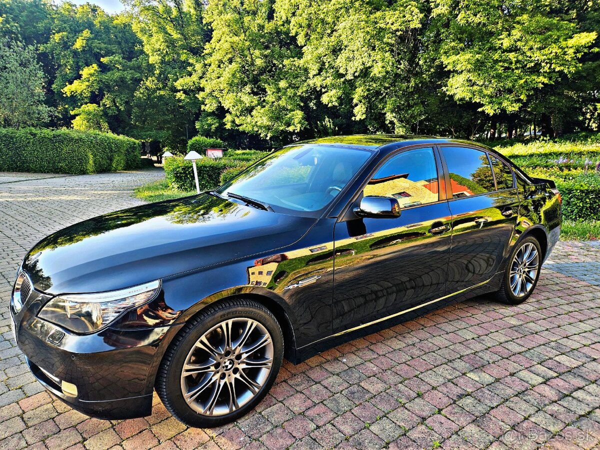 BMW 525d xDrive 3.0d (2993cm³), 145 kW, rv:8/2009