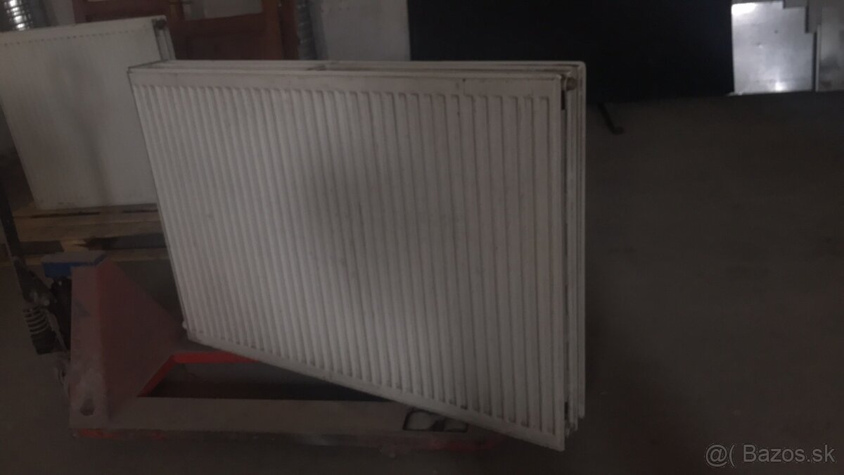 4x radiátor (90x60, 90x90, 200x60, 130x90cm)