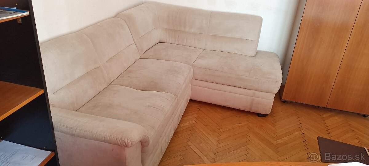 Predám gauč
