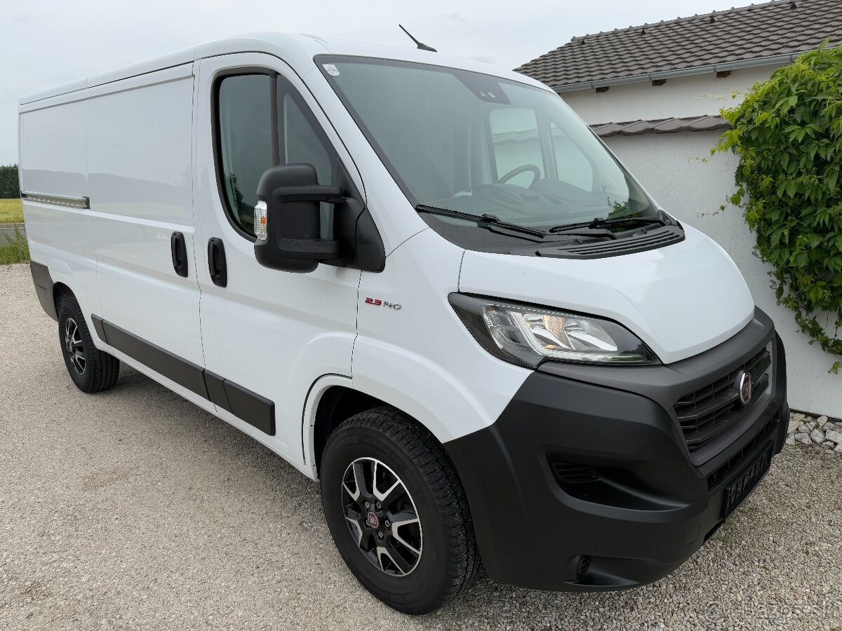 Fiat Ducato 2.3Jtd 103Kw//EXKLUZIVNÍ STAV//2XŠOUPAČKY,KAMERA
