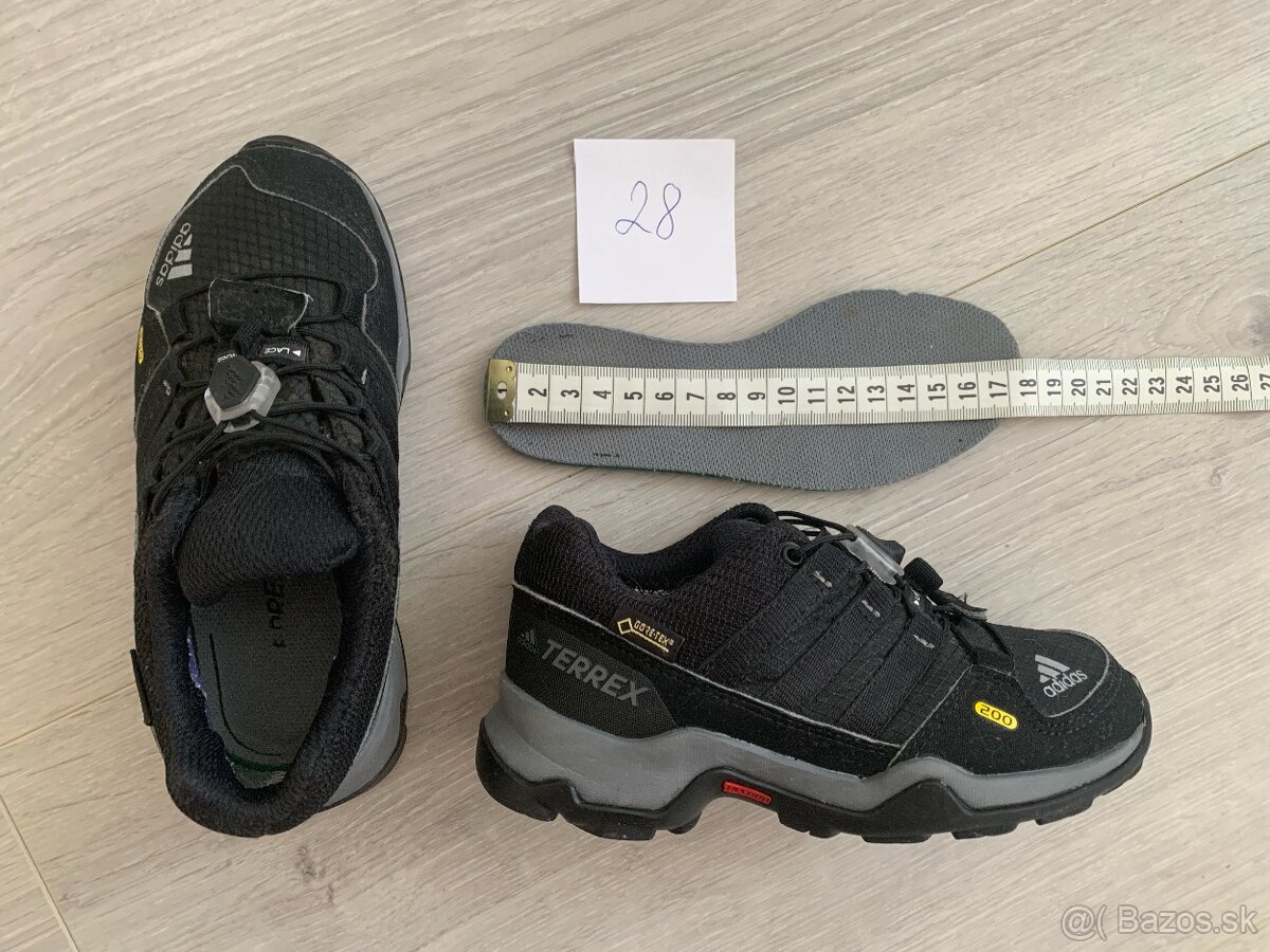 Detské trekingové tenisky zn. Adidas veľ. 28