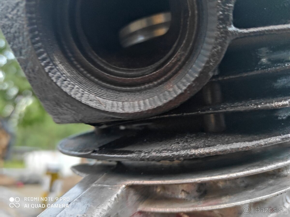 Motor jawa250
