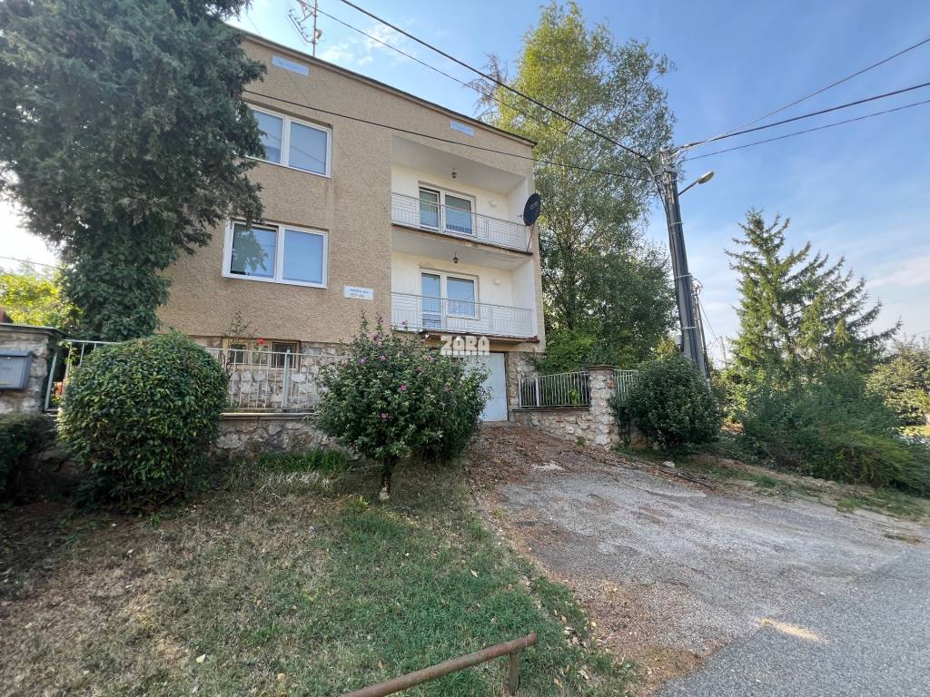 Moldava nad Bodvou, pekný, dvojpodlažný 5 izbový rodinný dom