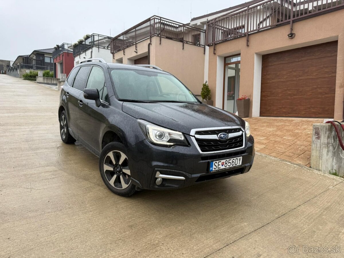 Predám Subaru Forester 2.0 benzín 2018 - rezervované