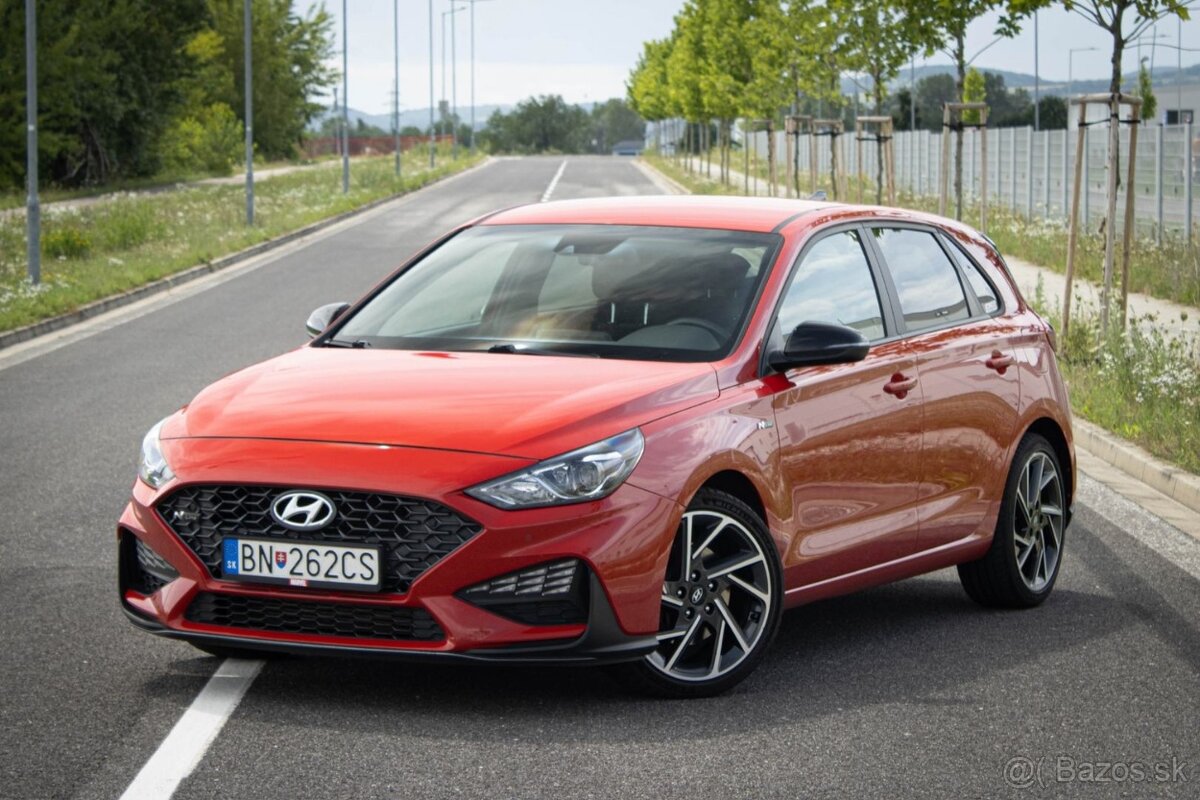 Hyundai i30 1.5 TGD-i Nline / SVK - 1.M / AJ NA SPLÁTKY /