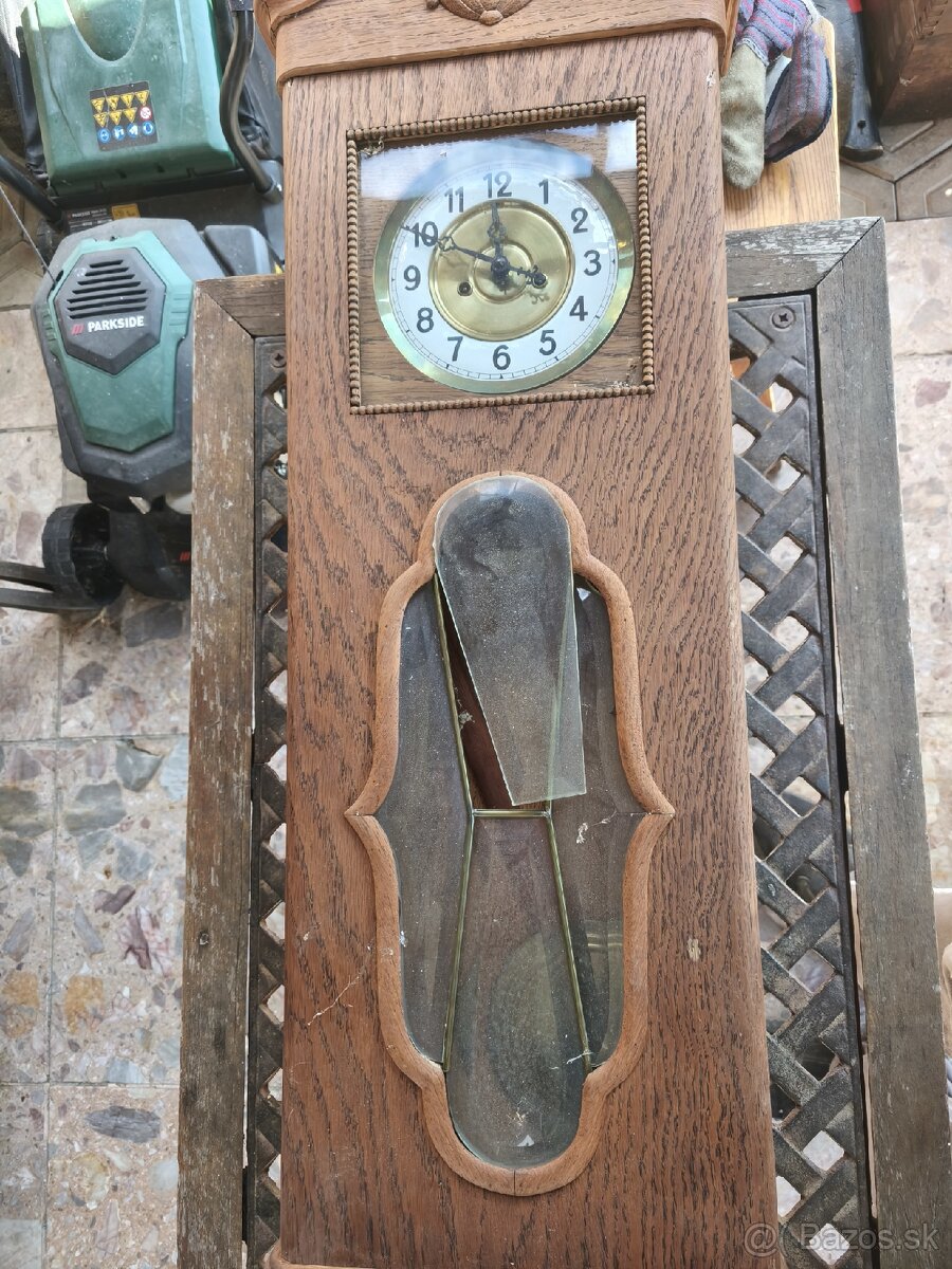 Starožitné mechanické hodinky