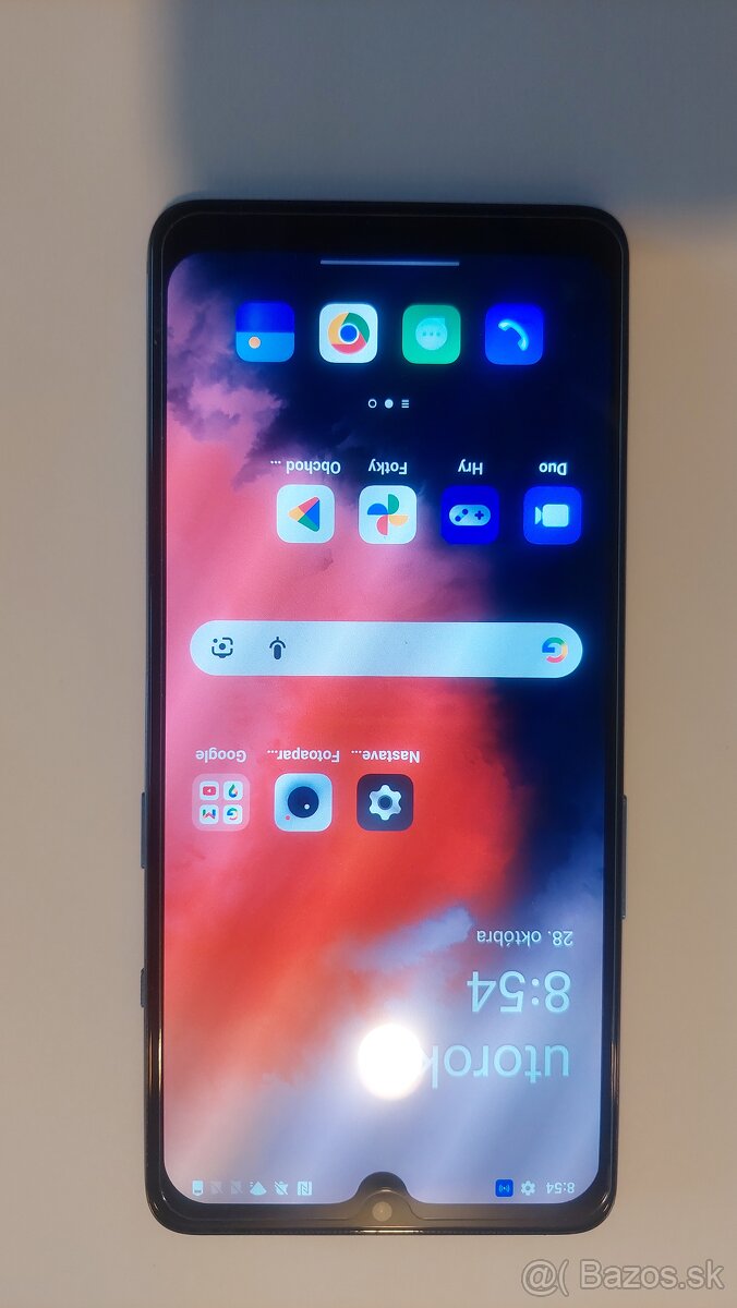 OnePlus 7T, 8GB RAM / 128 GB