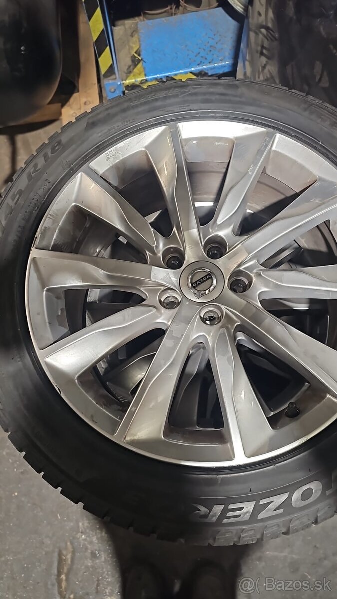 Elektróny Volvo 5x108 R18