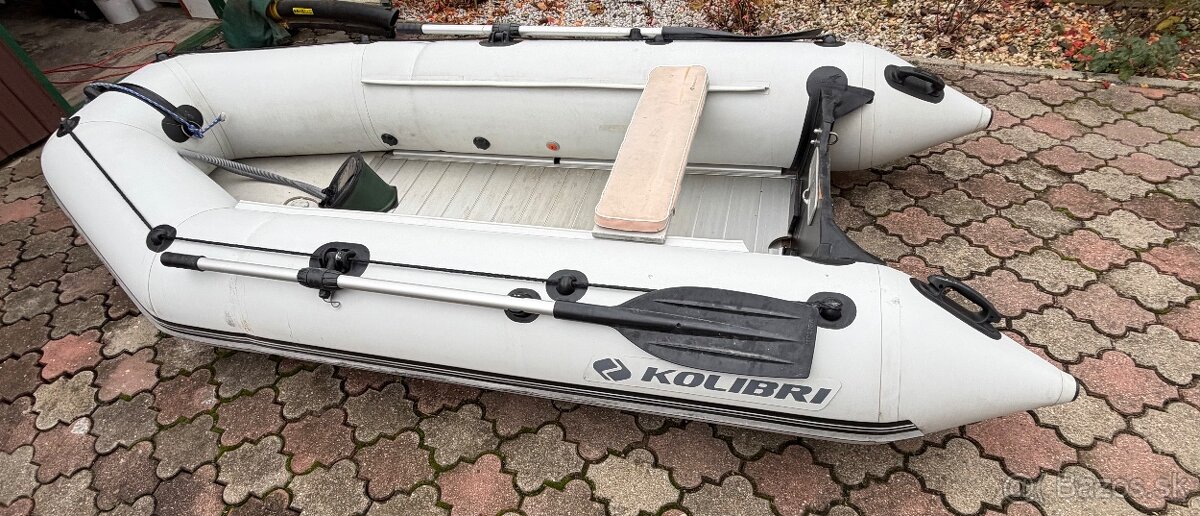 Čln Kolibri KM330D