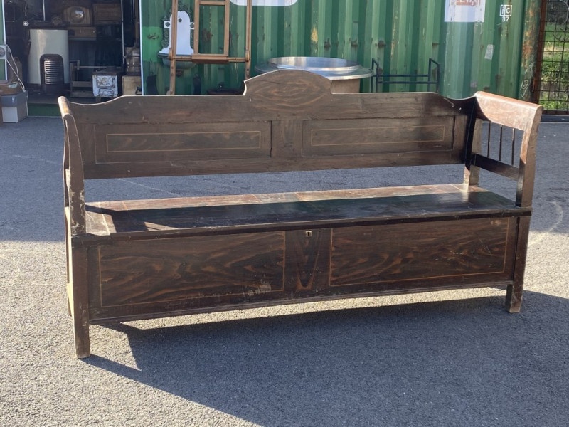 veľká ľudová lavica s úložným priestorom tzv.šafáreň 198cm