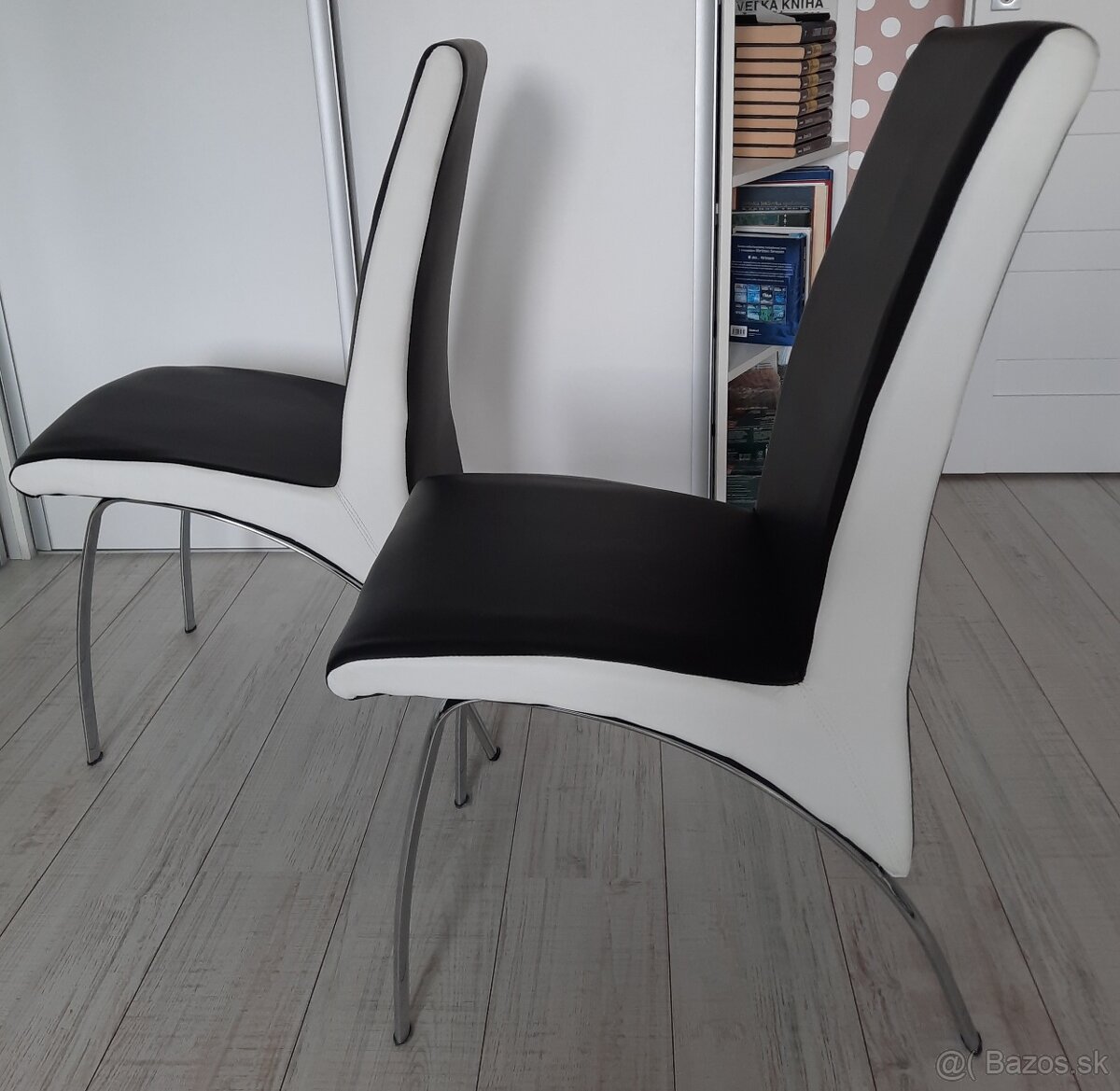 Predám 2 stoličky, chróm + ekokoža