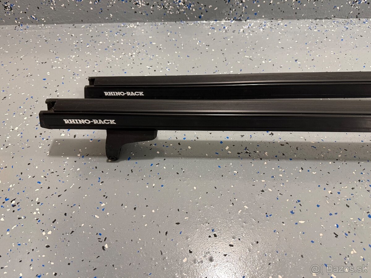 Rhino rack Heavy duty HD bar