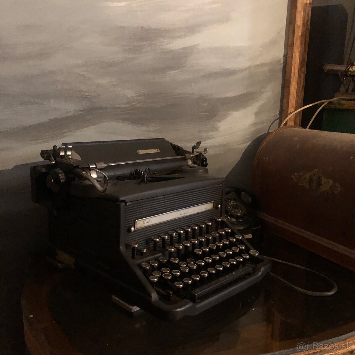 Pisaci stroj Olivetti