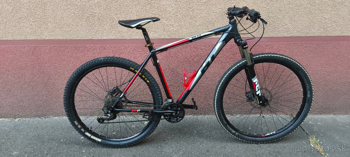 Predám horský bicykel HT XCC 4,5,kolesá 29"