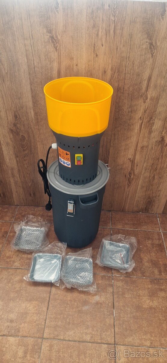 šrotovník na obilie 1000W