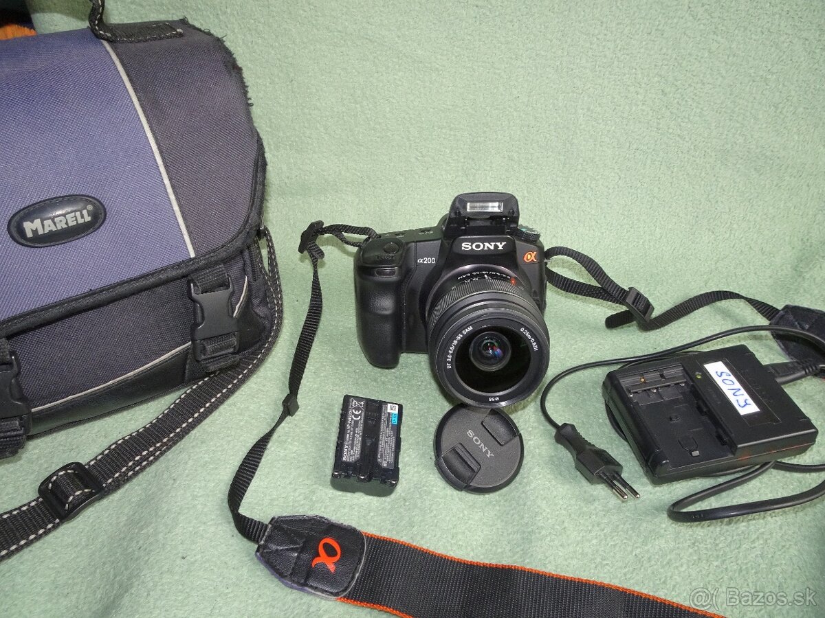 Predám dig. zrkadlovku SONY ALPHA A200 - komplet.
