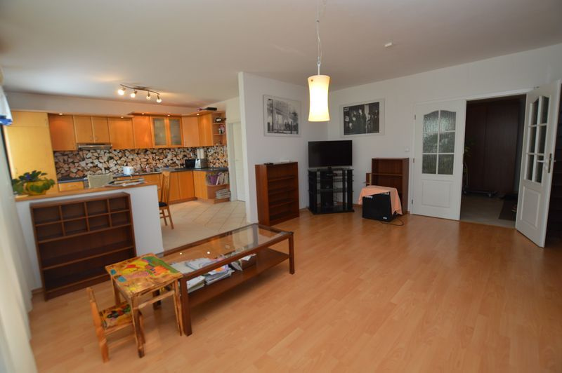Na prenájom, 3izb, Vazovova, 96m2, balkón, garaž, klimatizác