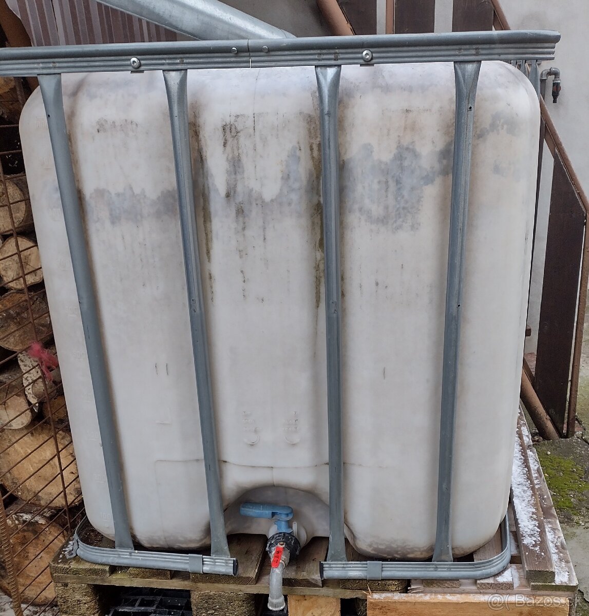 Nádrž na vodu 1000 L