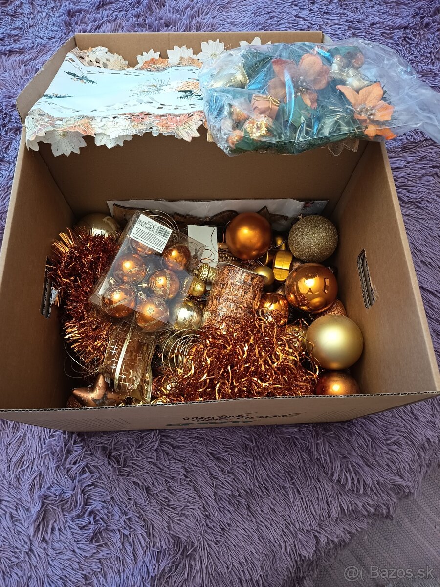 Medené a zlaté Vianoce