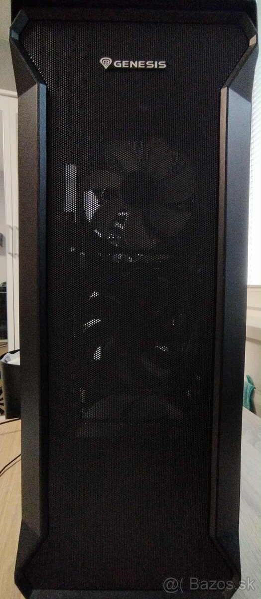 Herný počítač zostava