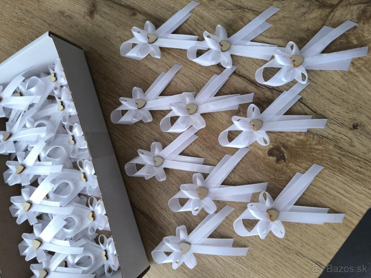 Svadobné pierka biele