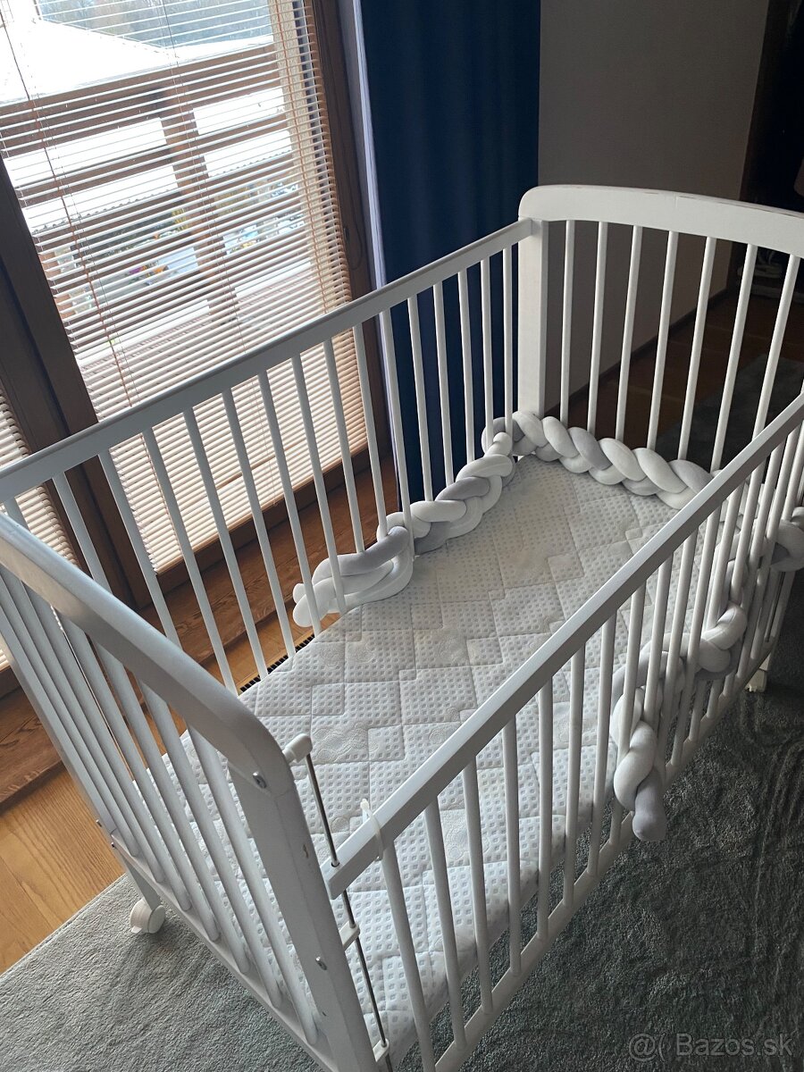 Predám detskú postieľku a matrac