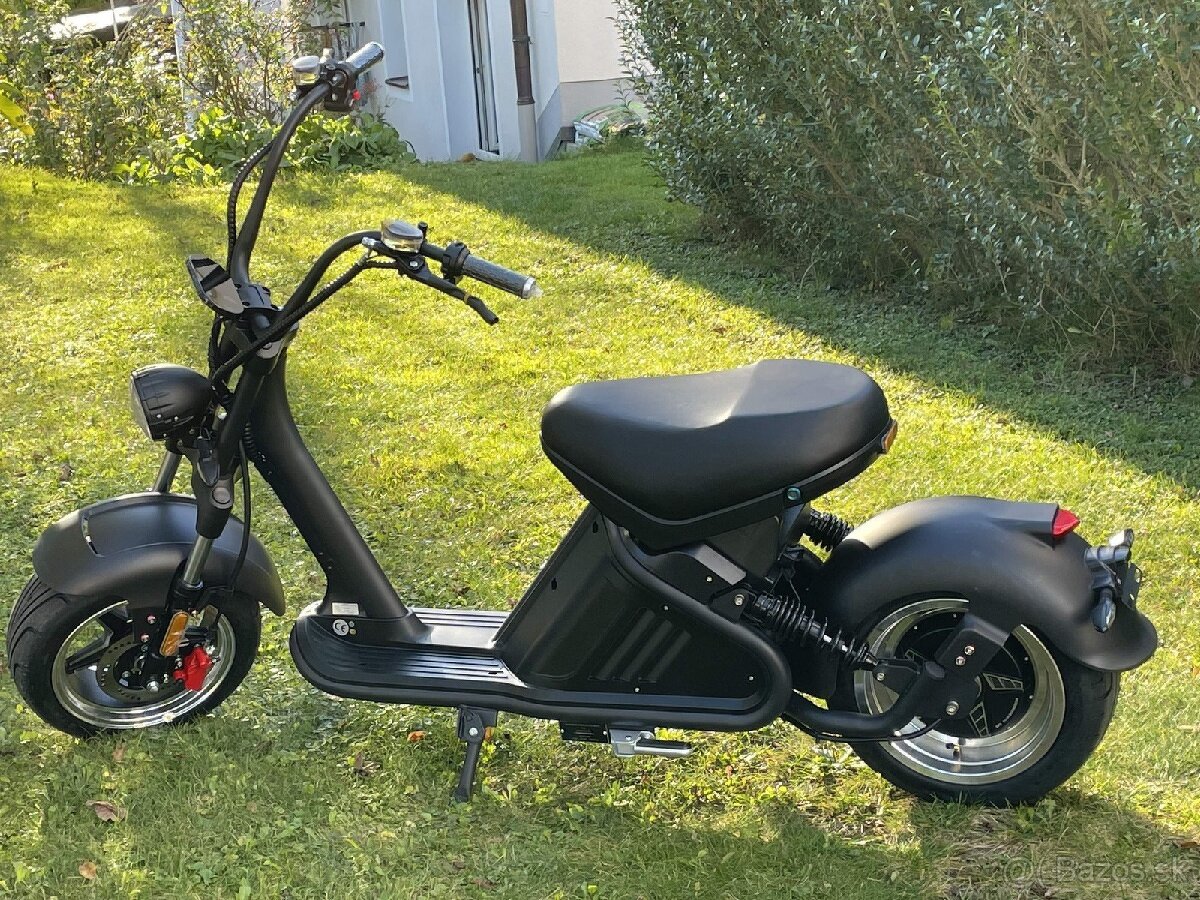 Elektrický moped
