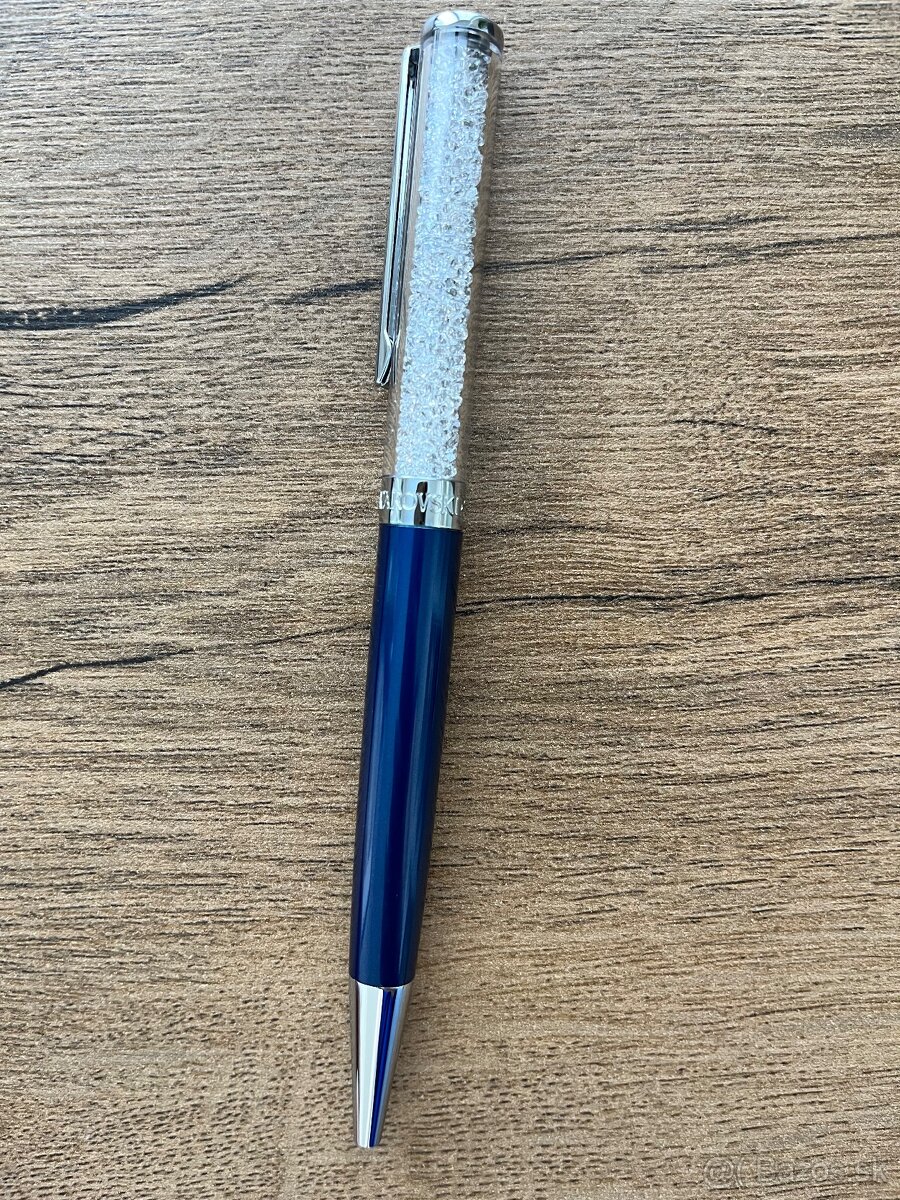 Swarovski pero